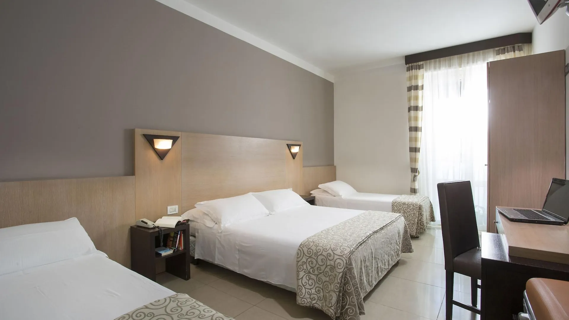 Hotel Calypso- Rimini Marina Centro