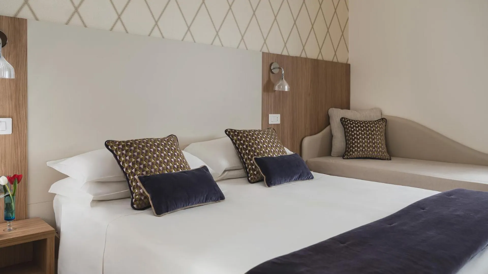Hotel Calypso- Rimini Marina Centro 3*,
