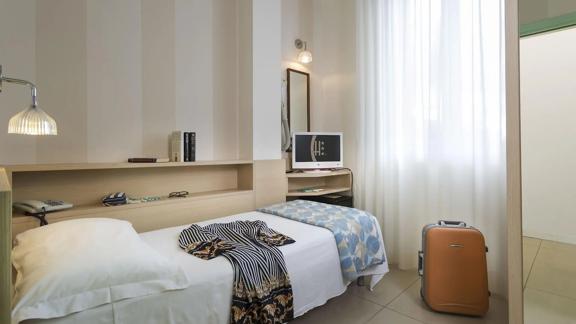 Hotel Calypso- Rimini Marina Centro